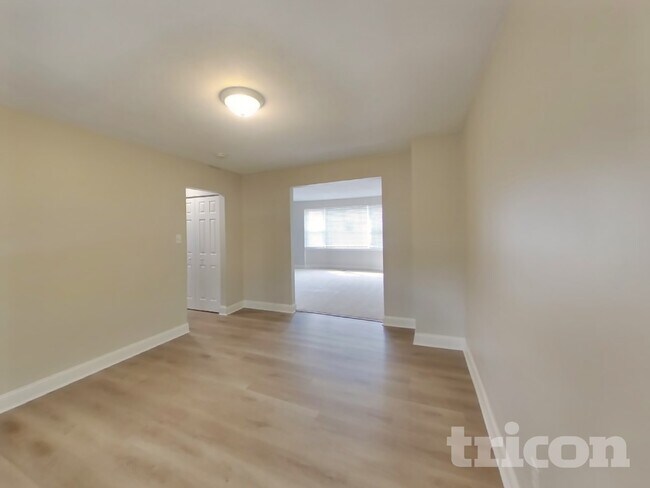 Foto del edificio - 586 Saratoga Rd