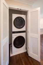 Interior Photo - Linden Apartments
