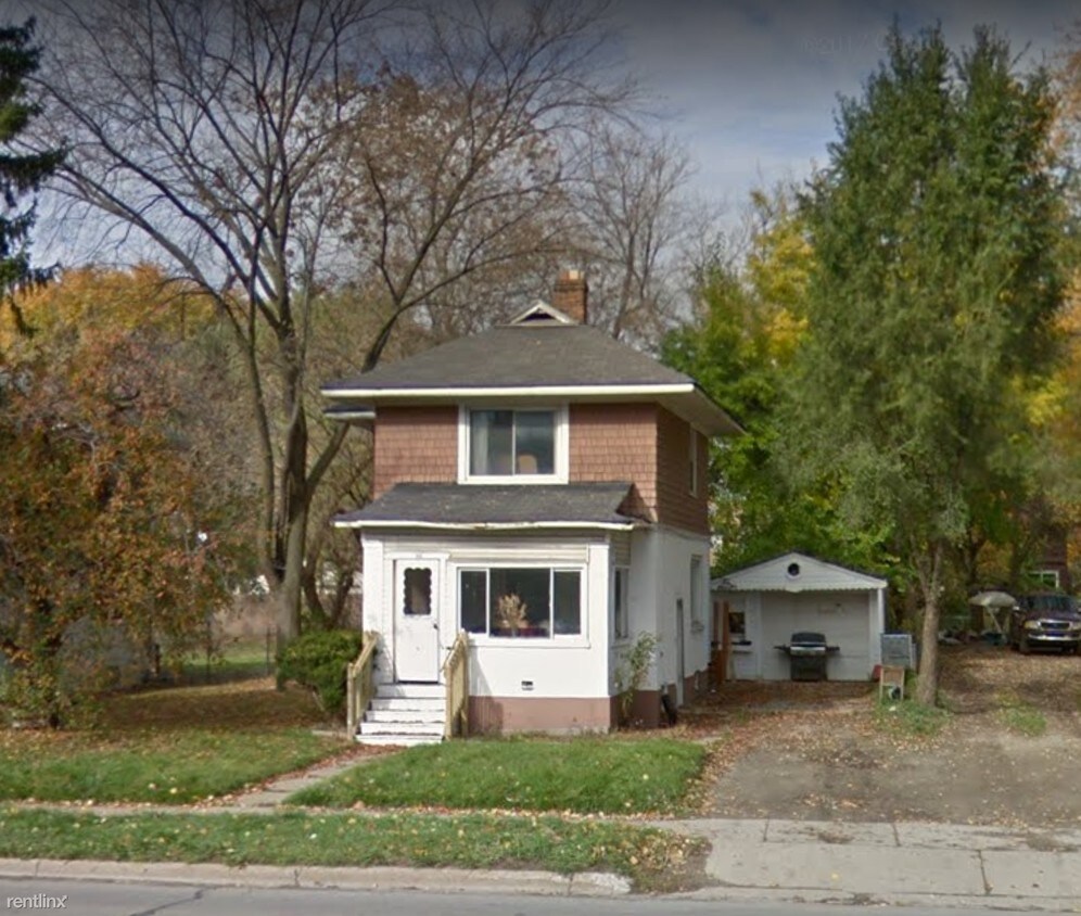 Primary Photo - 621 N Perry St