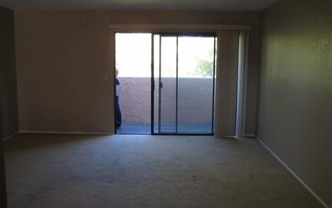 Foto del edificio - 2248 Renwick Ln