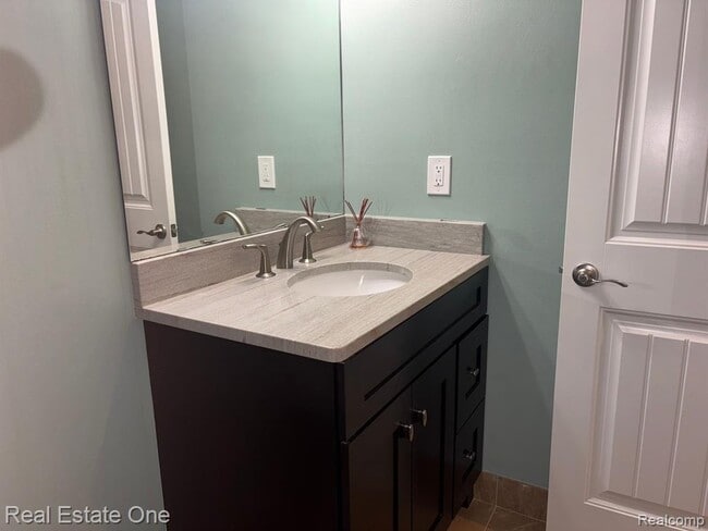 Foto del edificio - 803 Plate St