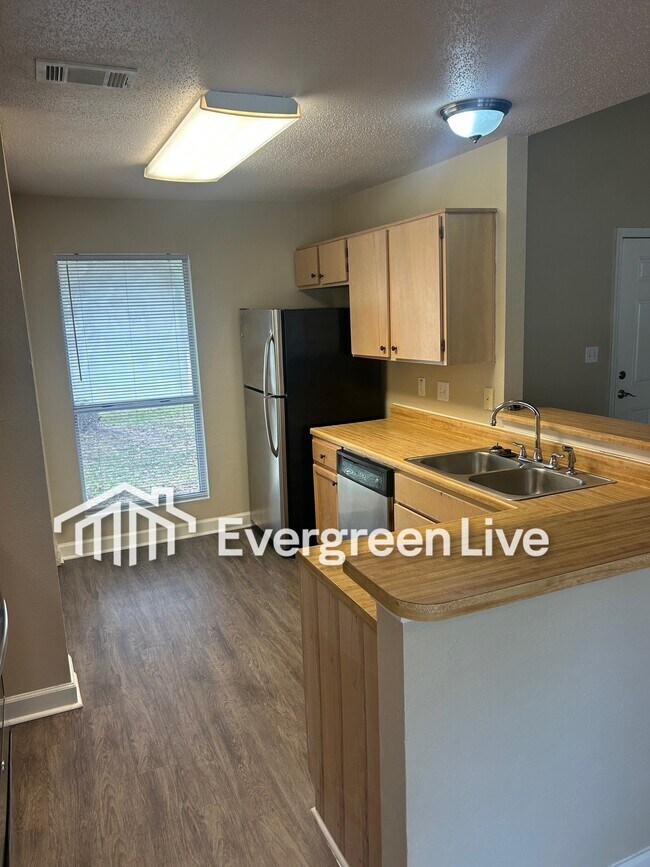 Foto del edificio - 30 Callan Ct