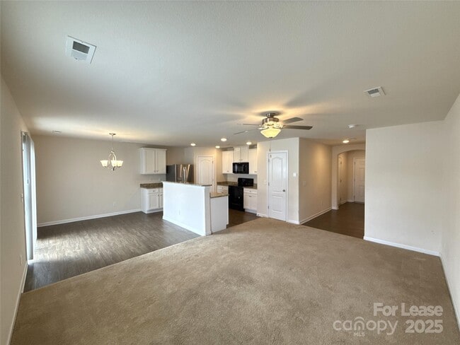 Building Photo - 4022 Rosfield Dr