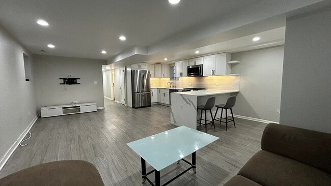 Foto del edificio - 2629 W 35th St