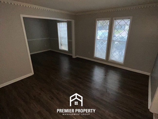 Photo - Available NOW! House