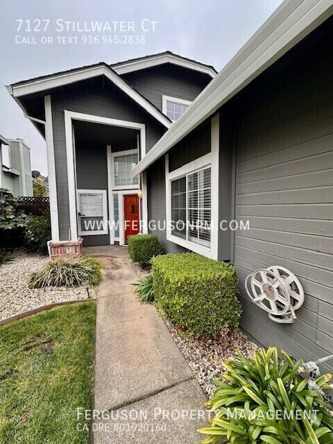 Foto del edificio - 7127 Stillwater Ct