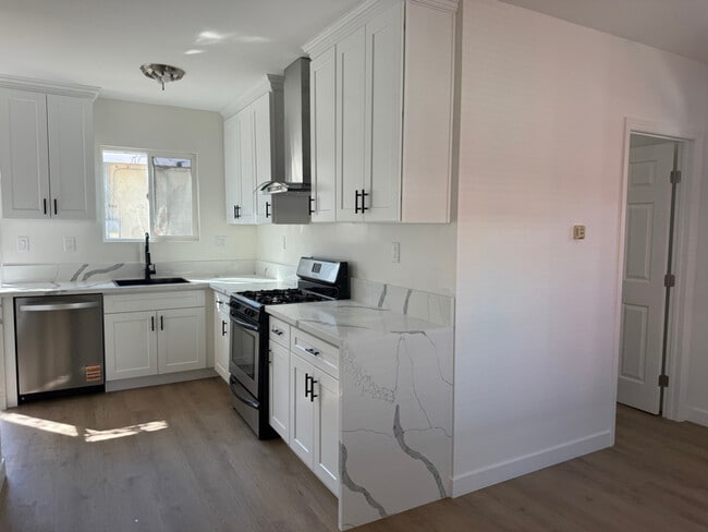 Foto del edificio - 359 W Amar St