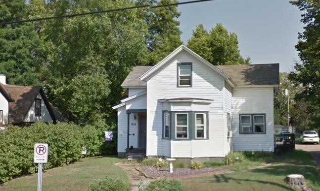 Primary Photo - 1034 1/2 E. Madison Street