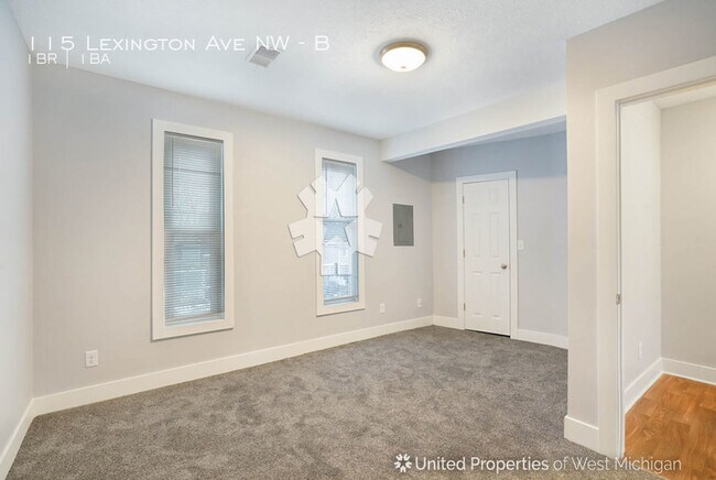 Building Photo - 115 Lexington Ave NW