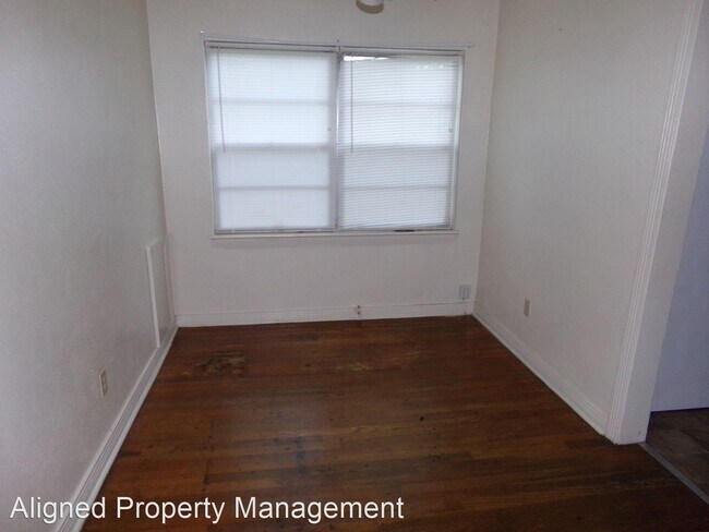 Building Photo - 2 br, 1 bath House - 9 Spear Rd