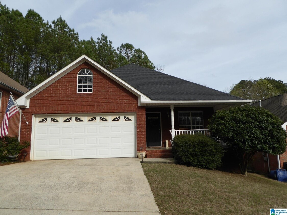 4569 Rock Creek Cir, Trussville, AL 35173 House Rental in Trussville