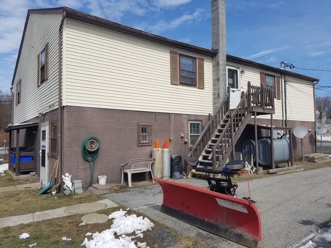 Building Photo - 132-136 New Unionville Rd