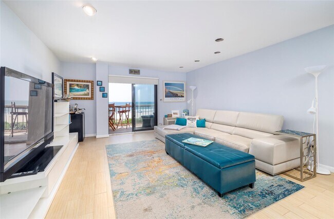 Foto del edificio - 360 Shore Rd