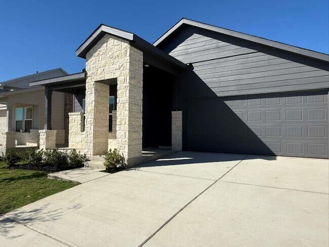 Foto del edificio - 577 Sormonne Lp