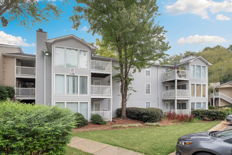 Primary Photo - 1410 Augusta Dr