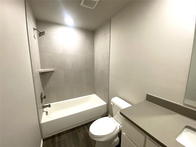 Foto del edificio - 19017 Tarver Wy