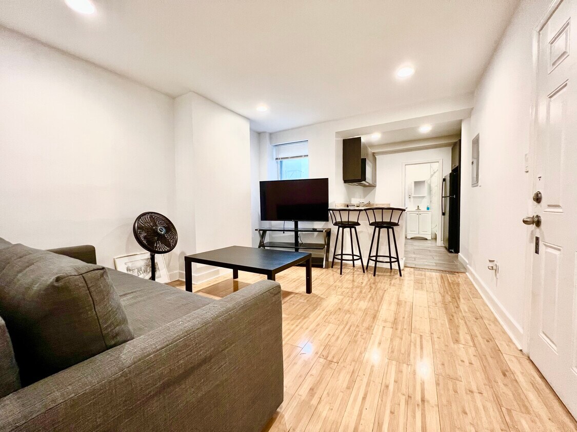 Foto principal - 250 South St