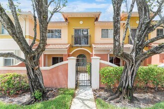 Building Photo - 1407 S Santa Catalina Cir