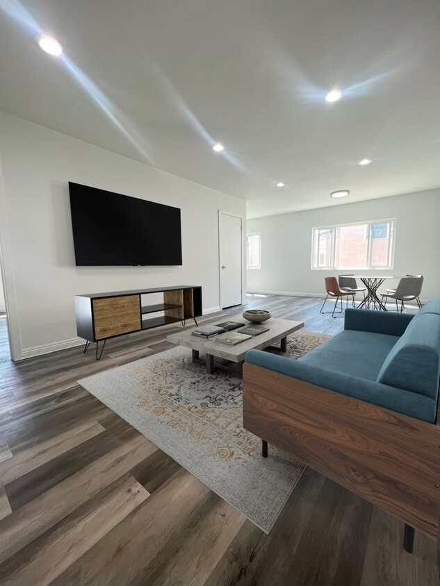 Primary Photo - 1030 2nd Street, Unit 12