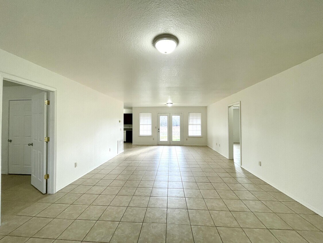 473799 E 1117 Rd, Muldrow, OK 74948 House Rental in Muldrow, OK