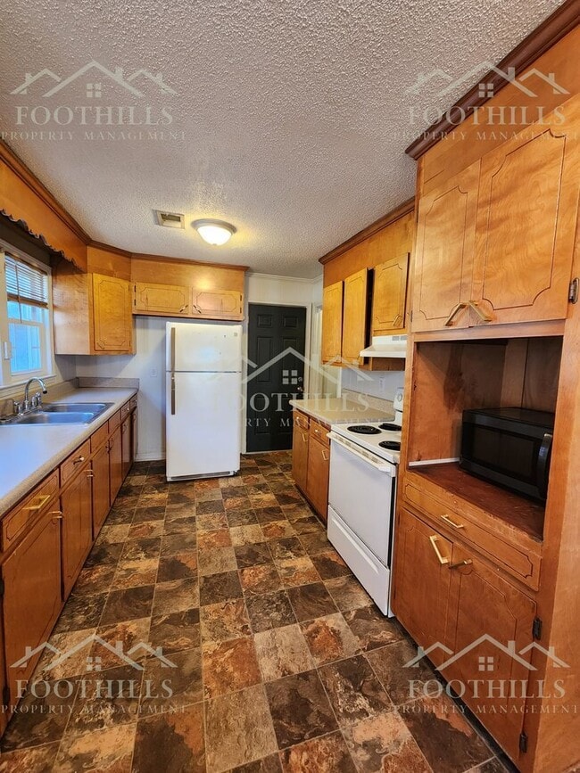 Foto del edificio - 1917 Inman Dr