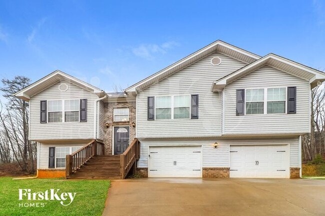 Building Photo - 2224 Smallwood Springs Dr