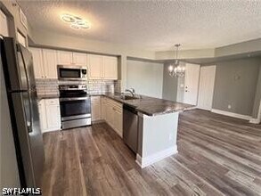 Building Photo - 1240 Wildwood Lakes Blvd