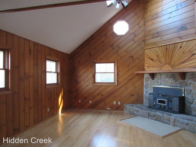 Building Photo - 2 br, 2.5 bath House - 429 Adams Apple Drive