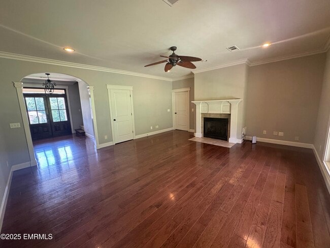 Building Photo - 5232 Stonebriar Dr