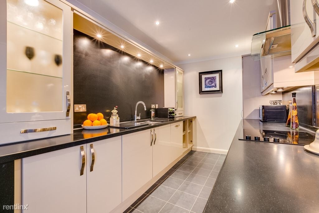 Foto principal - 900 Adams Crossing