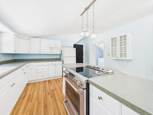 Foto del edificio - Charming 2-Bedroom near Gypsy Hill Park