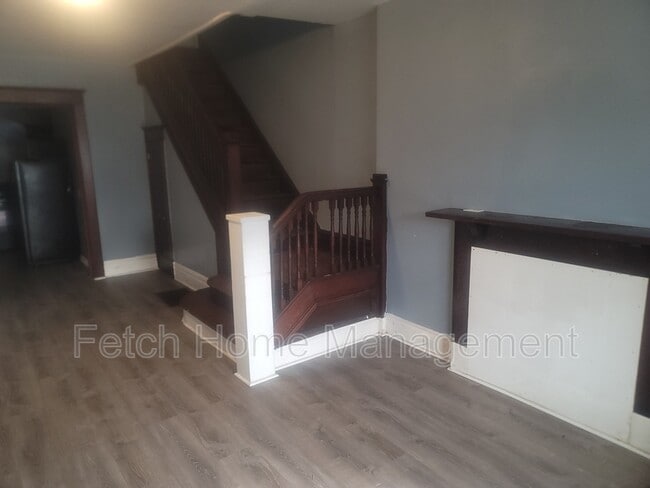 Building Photo - 19 S 19th St