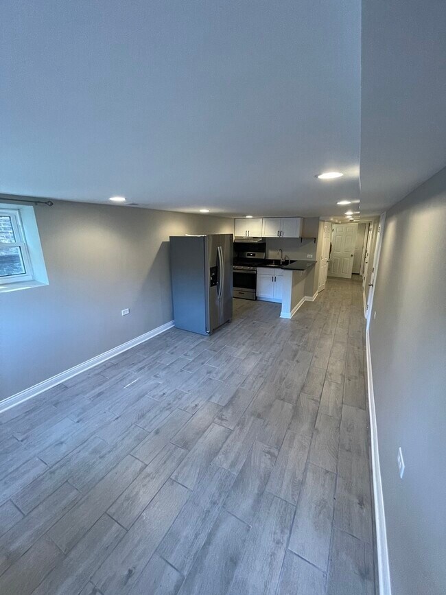 Foto del edificio - 4736 S Maplewood Ave