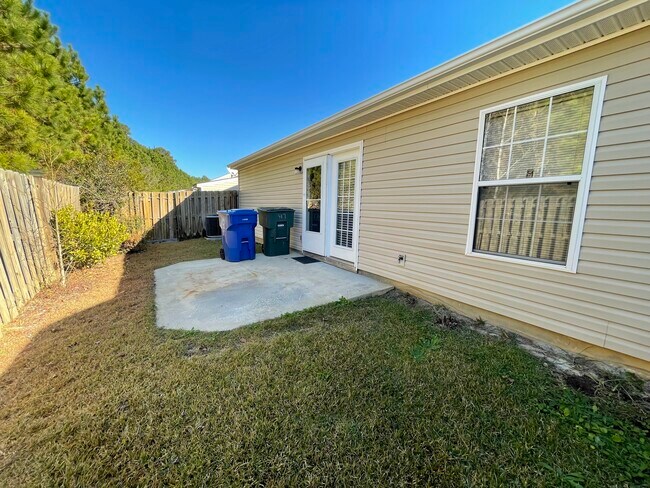 Building Photo - 417 Regency Park Dr