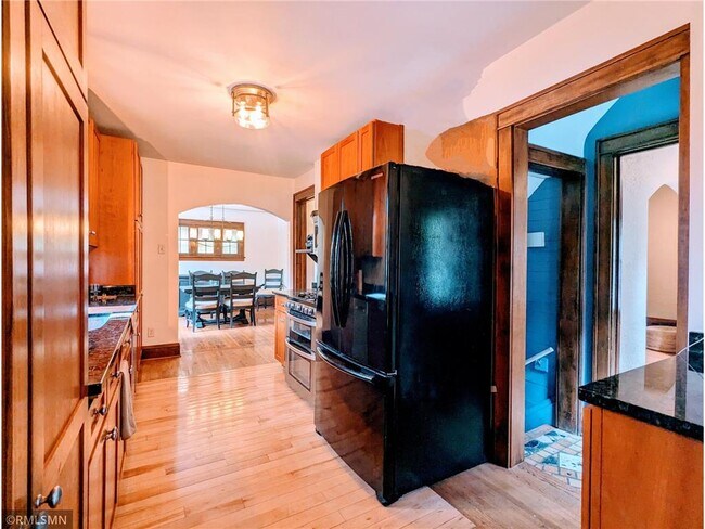 Foto del edificio - 1720 Hillcrest Ave