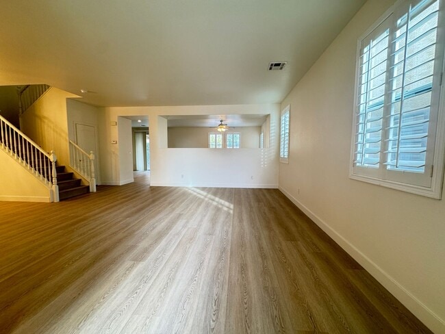 Building Photo - 11612 Villa Malaparte Ave