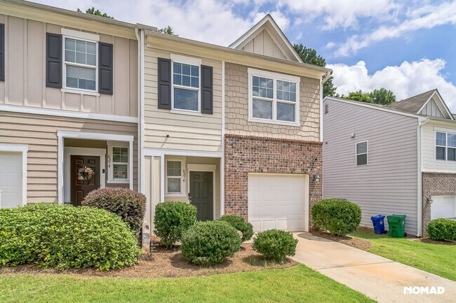 Foto del edificio - Charming 3BR Townhome in Lithonia