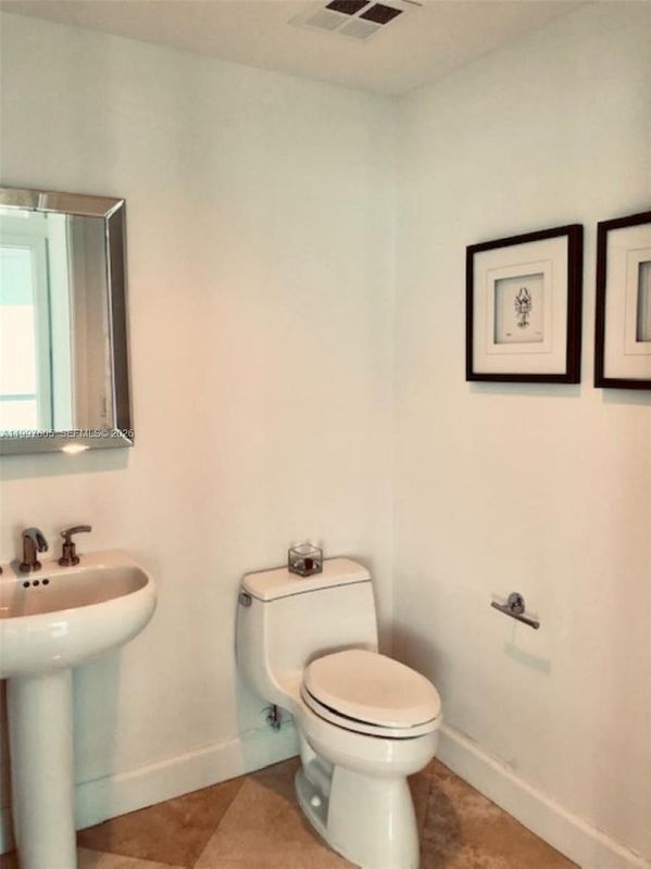 Foto del edificio - 3101 S Ocean Dr