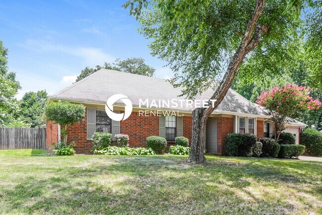 Foto del edificio - 3 Bedroom Pet-Friendly Home in Cordova, TN with Main Street Renewal