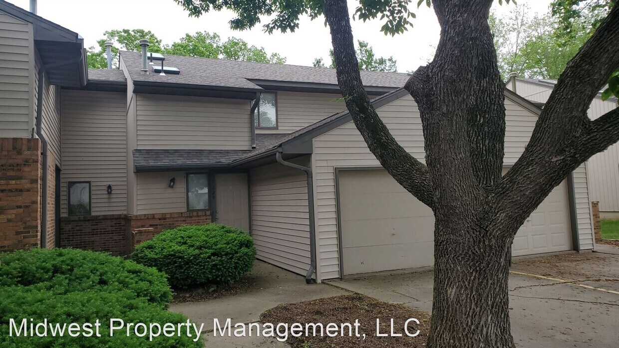 429 Foxfire Dr, Columbia, MO 65201 House Rental in Columbia, MO