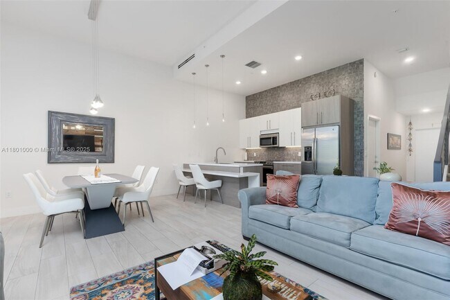 Foto del edificio - 812 NW 44th Terrace