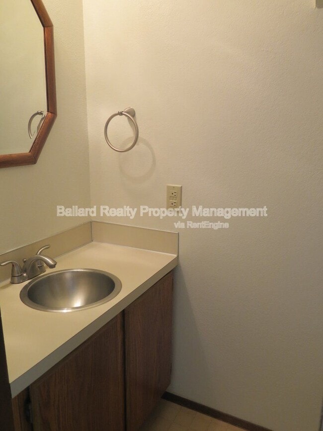 Foto del edificio - 1127 NW 63rd St