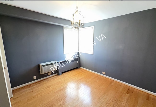 Building Photo - 209 N Trenton St