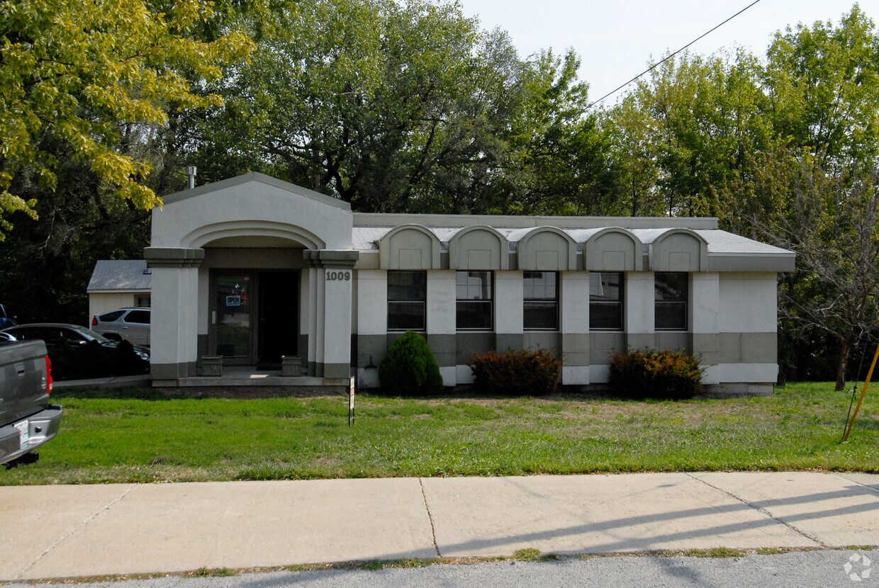 Roosevelt Apartments Independence, MO