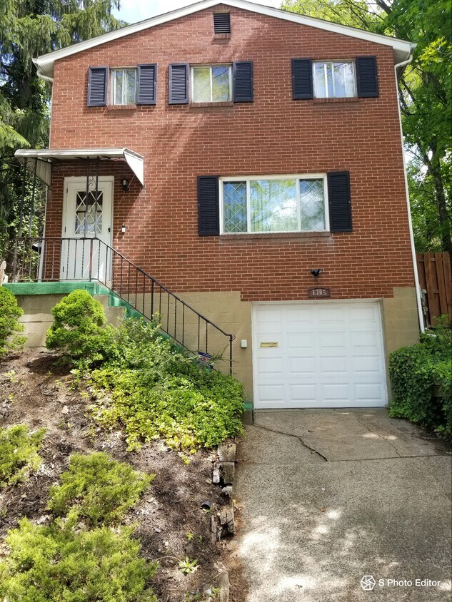 Primary Photo - 1305 Hill Ave