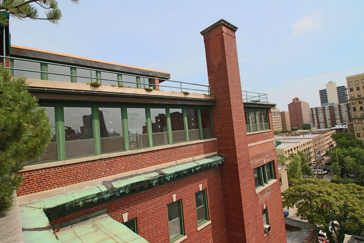 Foto principal - 520 W Wellington Ave