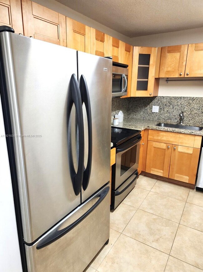 Foto del edificio - 22615 SW 66th Ave