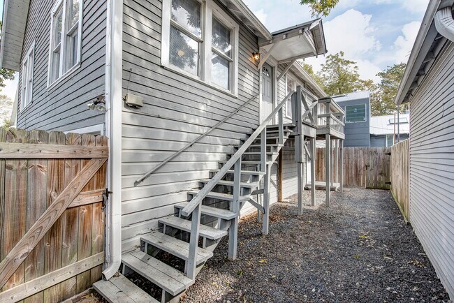 Foto del edificio - 1135 Woodland St