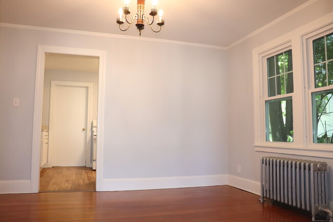Building Photo - 20 Lancaster Rd