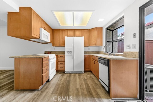Foto principal - 1102 San Juan St